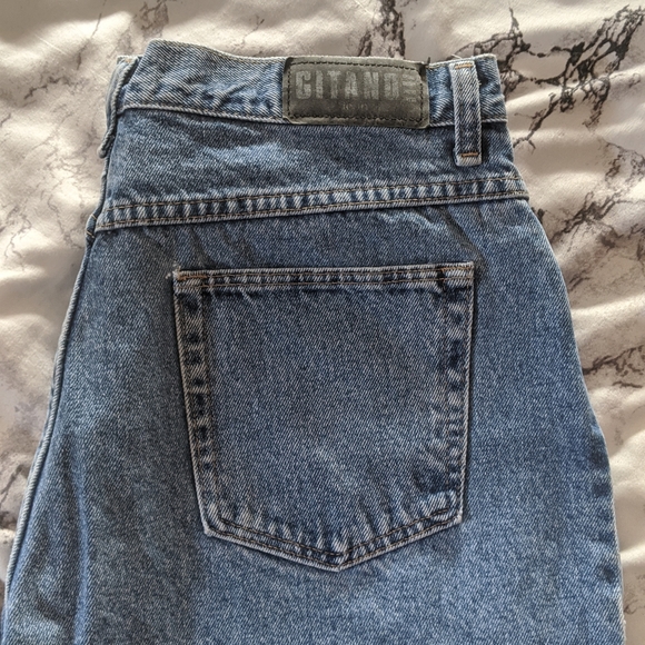 Vintage Lighter Wash Gitano Mom Jeans - Picture 5 of 8